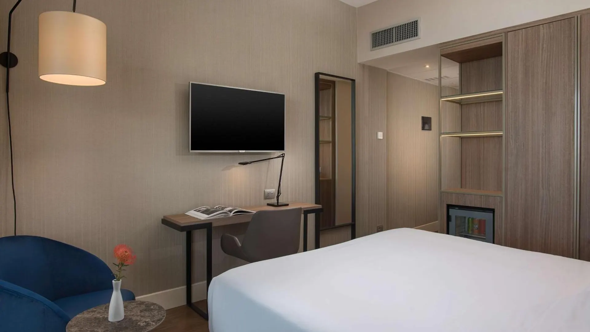 Nh Palermo Hotel