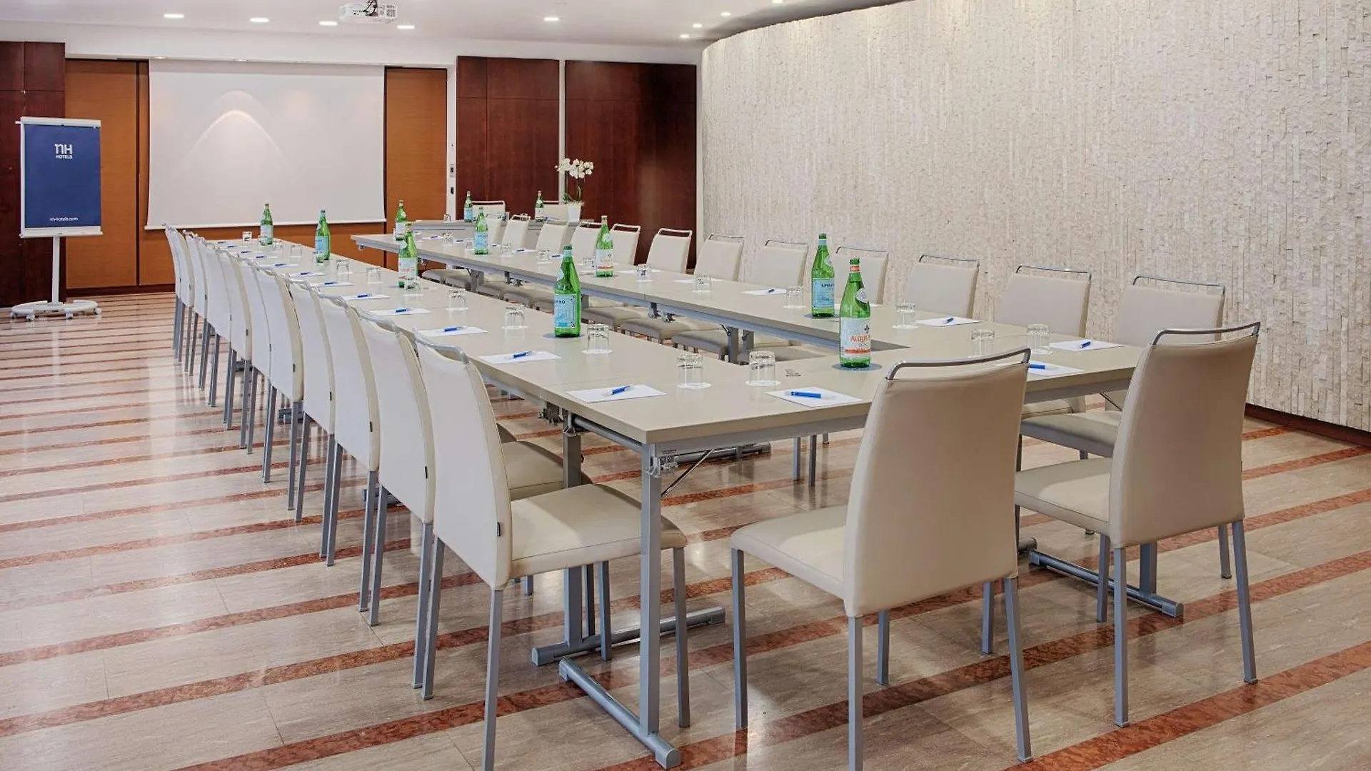 Nh Palermo Hotell 4*,  Italien