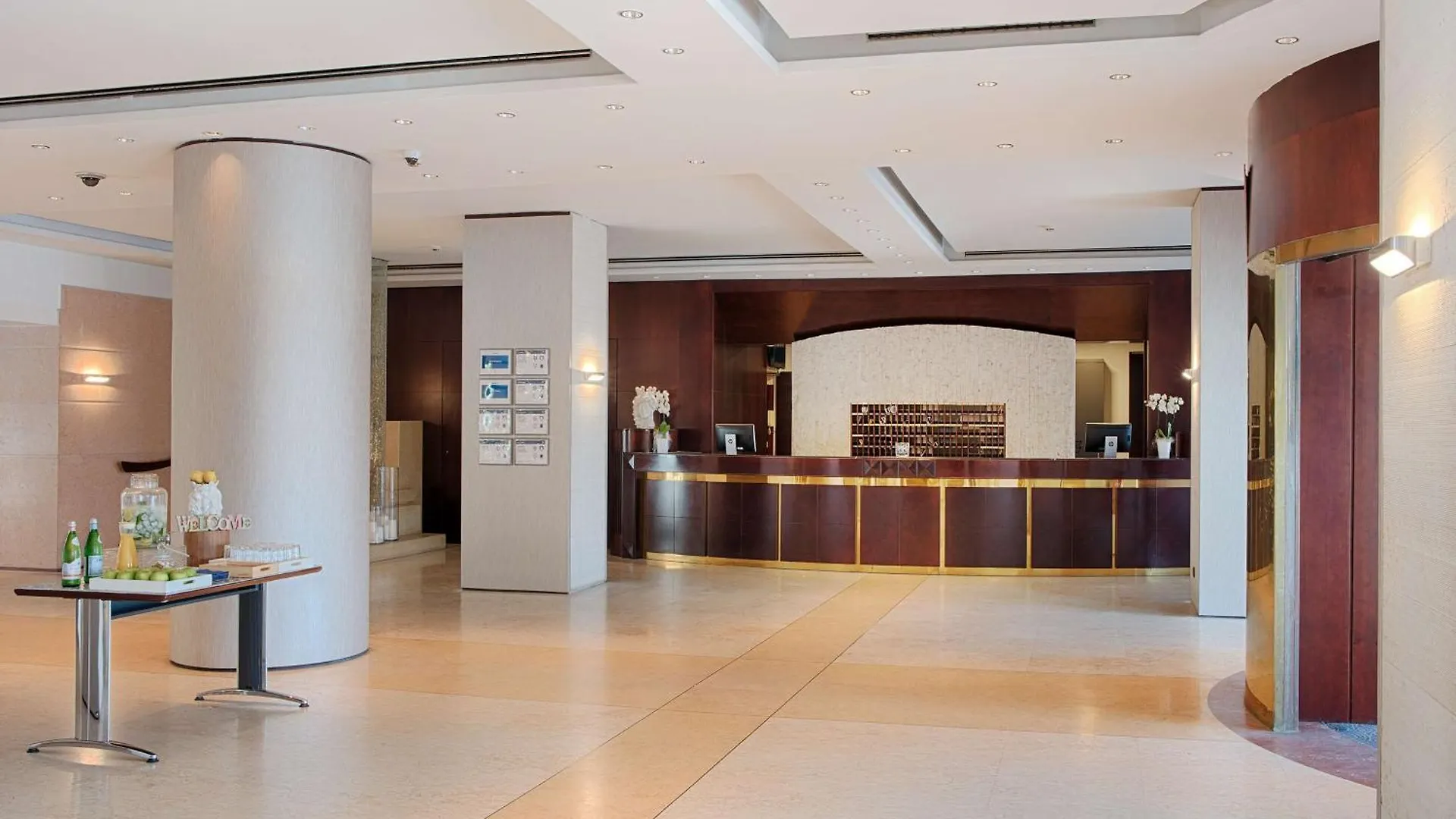 Nh Palermo Hotell