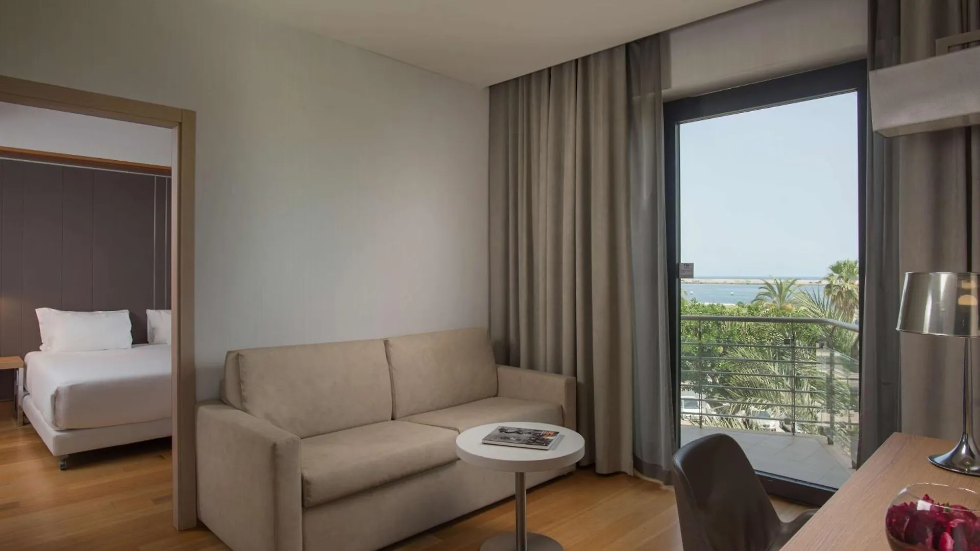 Nh Palermo Hotell 4*,  Italien