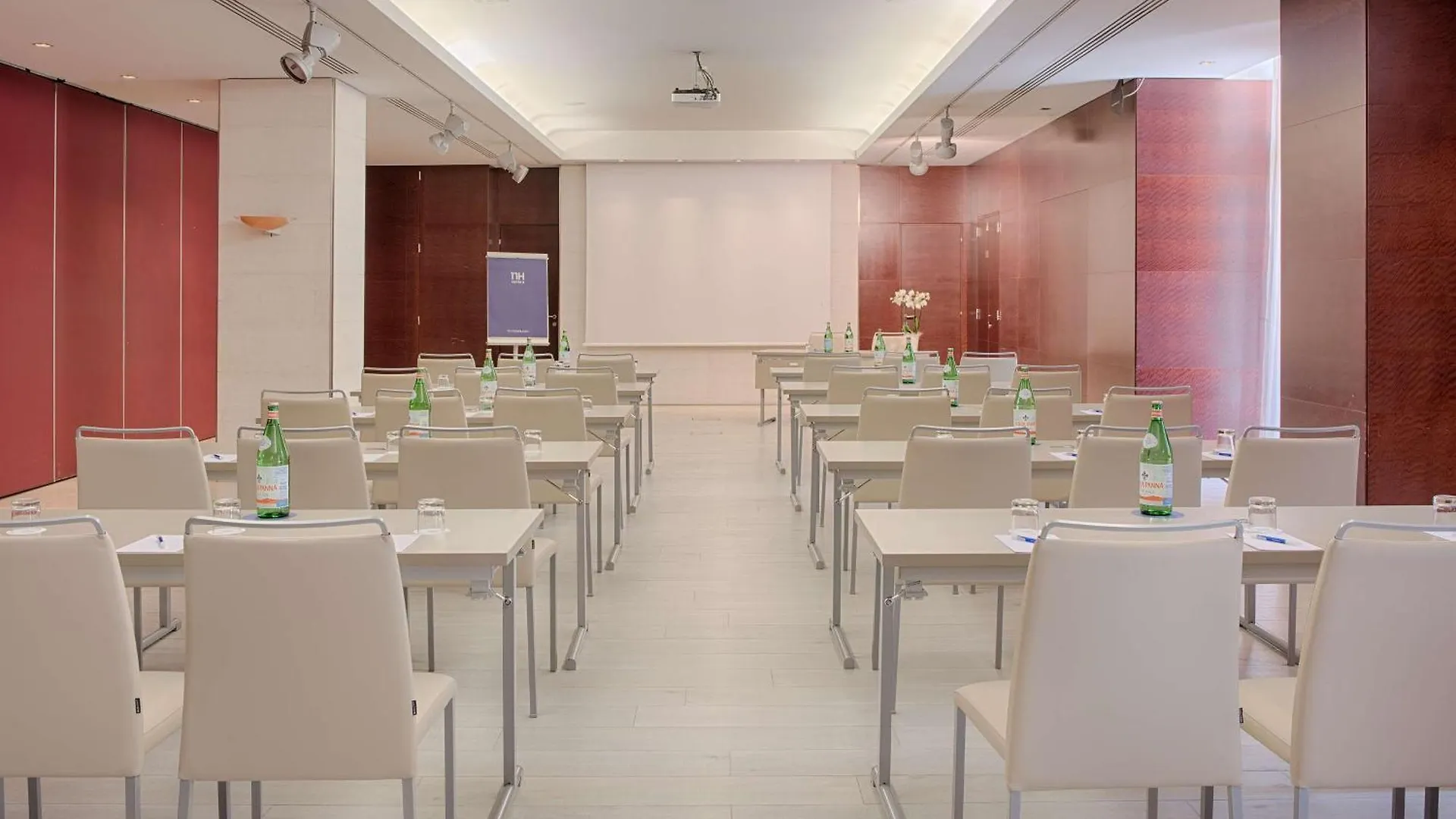 Nh Palermo Hotell